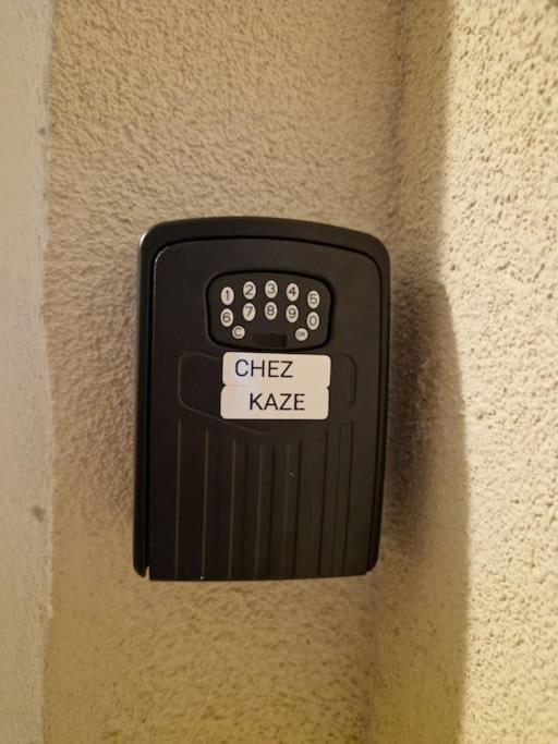 Logement Atypique & Parking Gratuit Gex Exterior foto